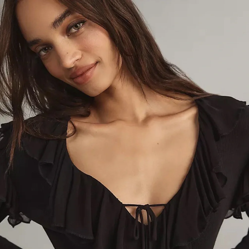 By Anthropologie Black Long-Sleeve Ruffle Top Size Medium - Picture 12 of 13
